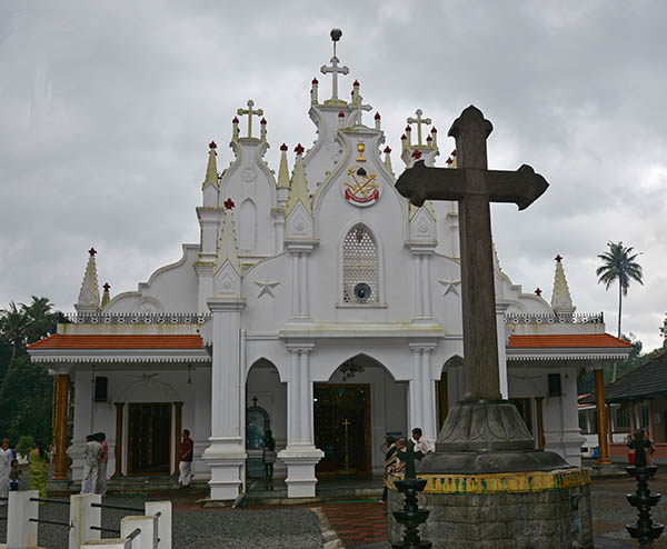 St. Simons Jacobite Church, Velloor, Kottayam Photo by Dr. Jacob Mathew, Malankara World