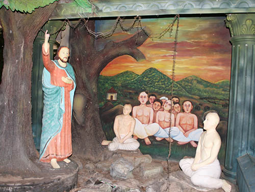 St. Thomas Kottakavu Church, North Parur, Kerala, St. Thomas preaching to Natives in Malankara, 1st century AD