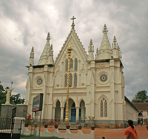 St. Thomas Kottakavu Church, North Parur, Kerala, front view