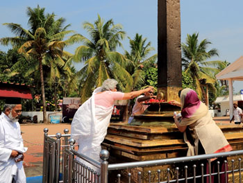 Manarcadu Stone Cross - site of the miracles